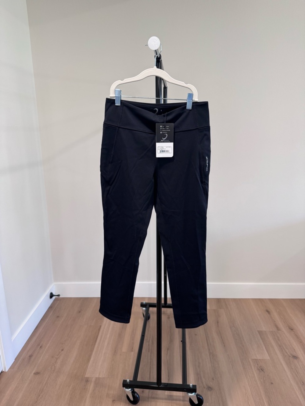 NWT zero restriction “Zero 22” Cici Legging, Black